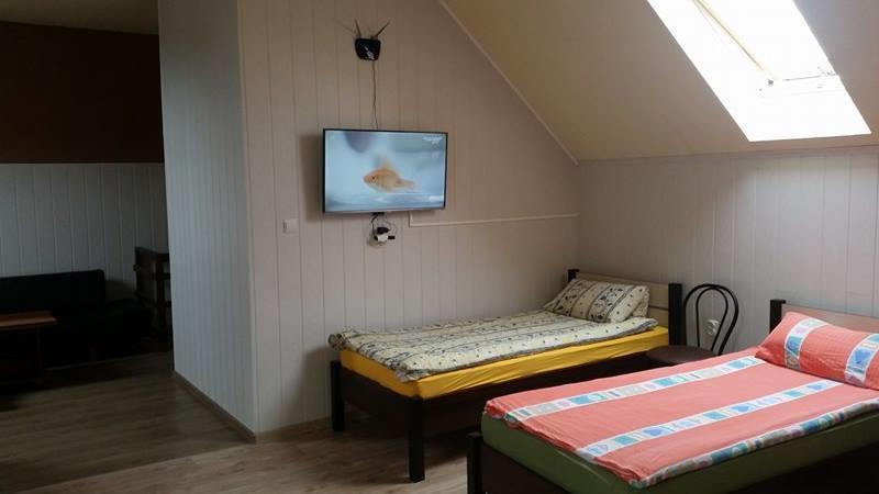 Pokoje Goscinne "U Karola" Pracownicze Ścinawa Exterior foto